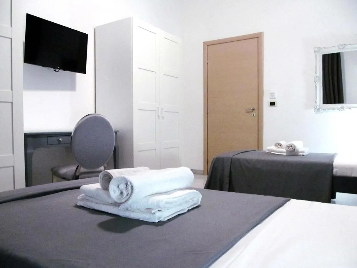 Trinacria House Apartment Comiso 0*,